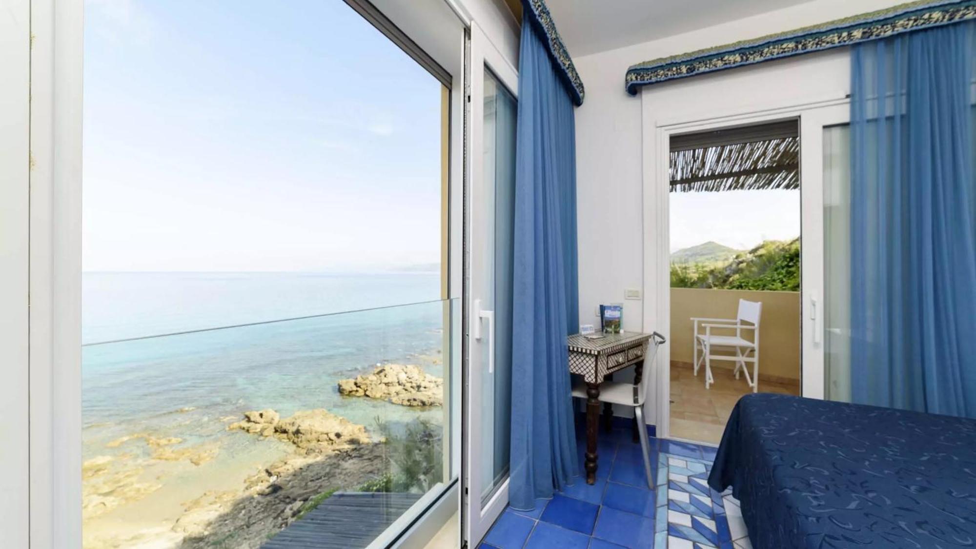 Grand Hotel San Pietro Trogir Exterior foto