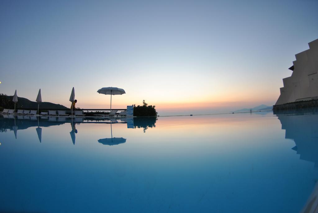 Grand Hotel San Pietro Trogir Exterior foto